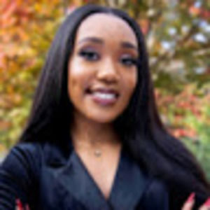 Meet your Posher, Michaela